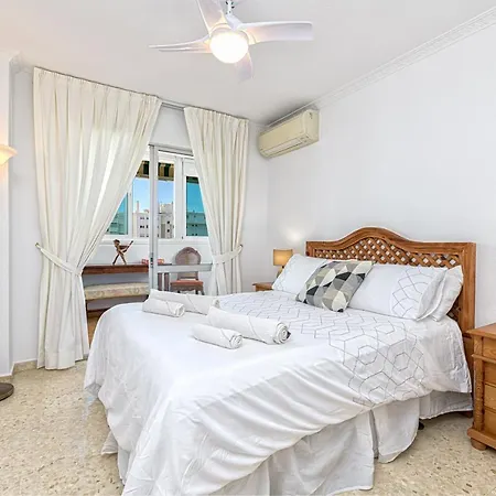Apartment Immaculate 3-bed In