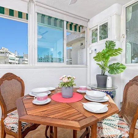 Apartment Immaculate 3-bed In Fuengirola