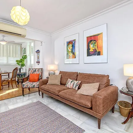 Apartment Immaculate 3-bed In