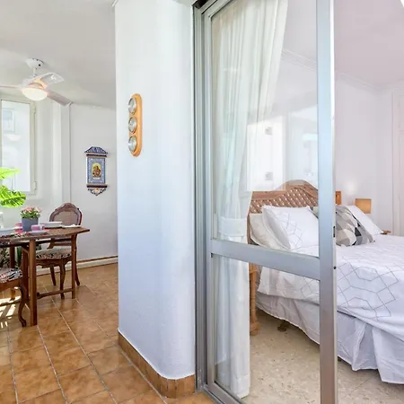 Apartment Immaculate 3-bed In *